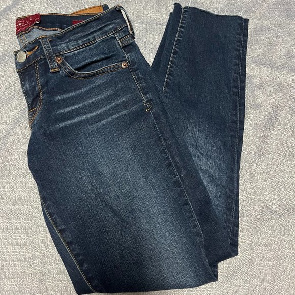 Women's Lucky Jeans Medium Wash Charlie Skinny Distressed Ankle Size 0/25 - Picture 1 of 7